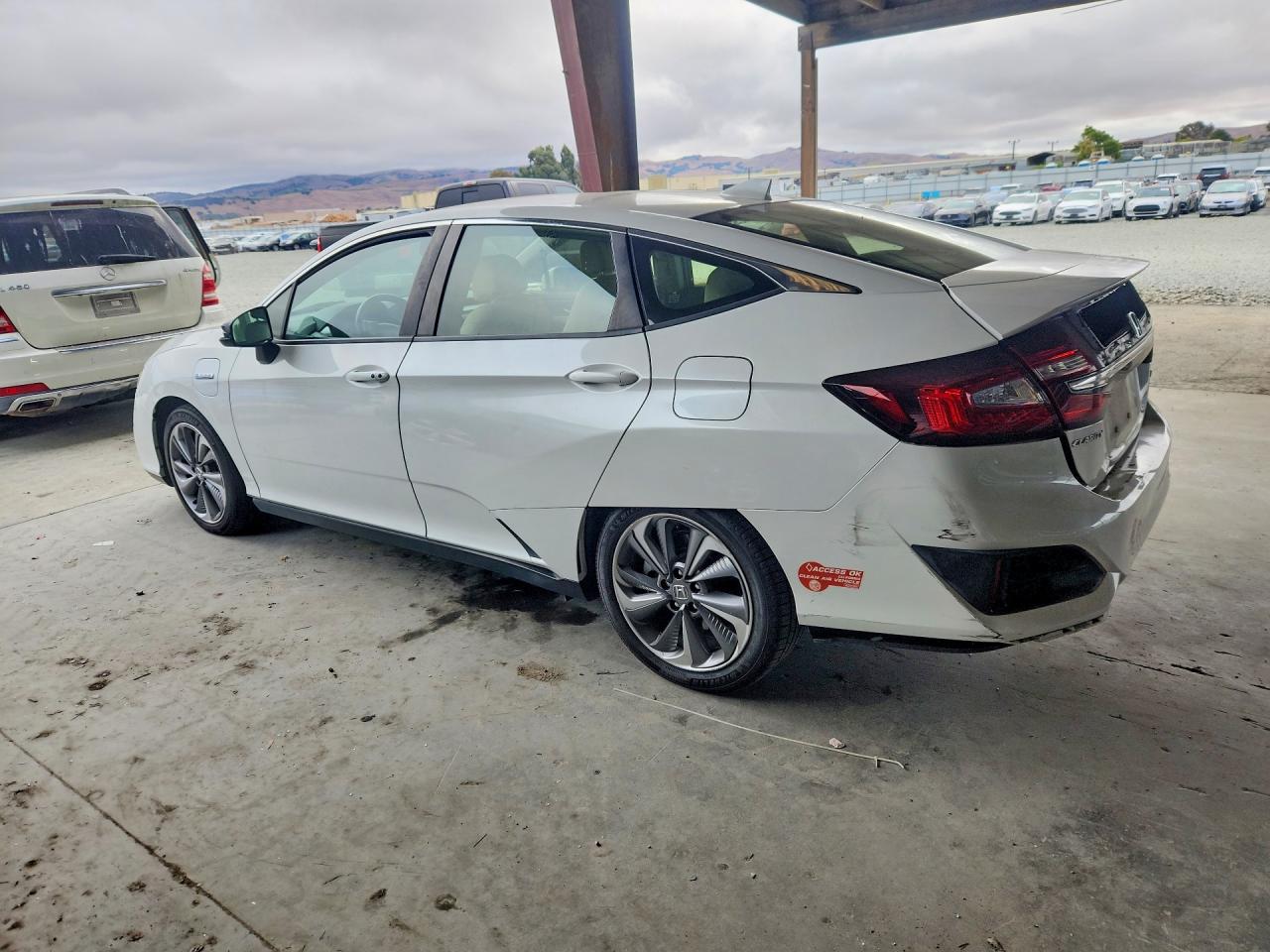 2018 HONDA CLARITY TOURING — снимка 2