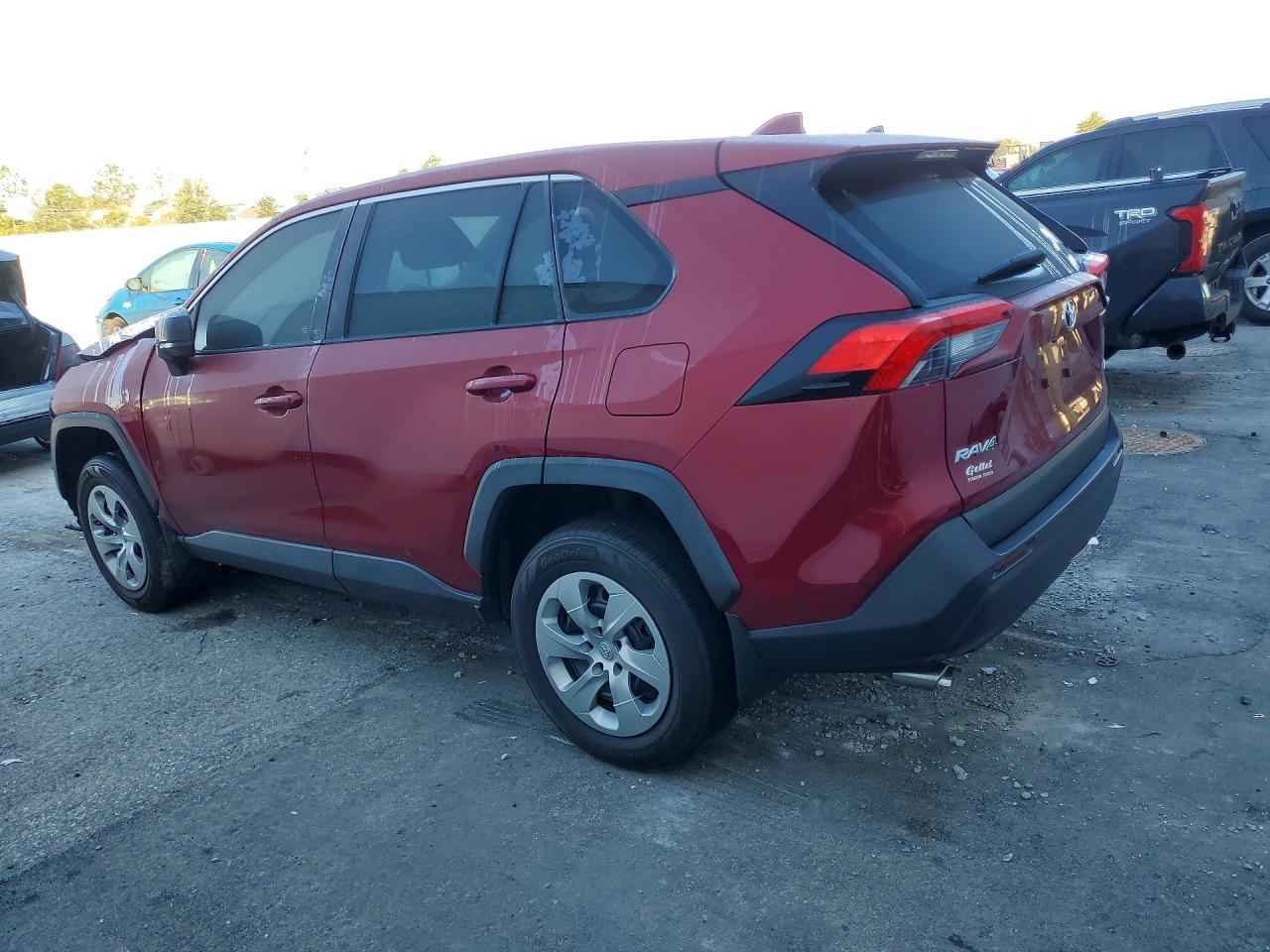 2023 TOYOTA RAV4 LE — снимка 2