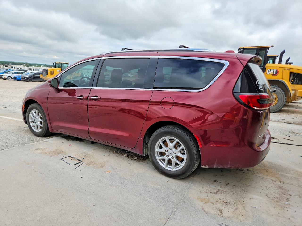 2021 CHRYSLER PACIFICA TOURING L — снимка 2
