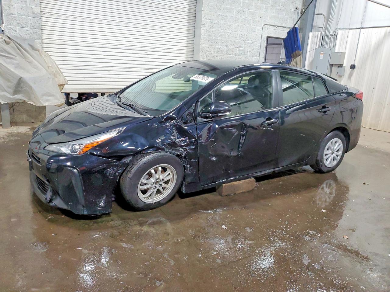 2020 TOYOTA PRIUS LE