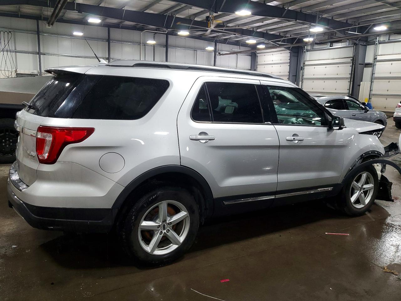 2019 FORD EXPLORER XLT — снимка 3