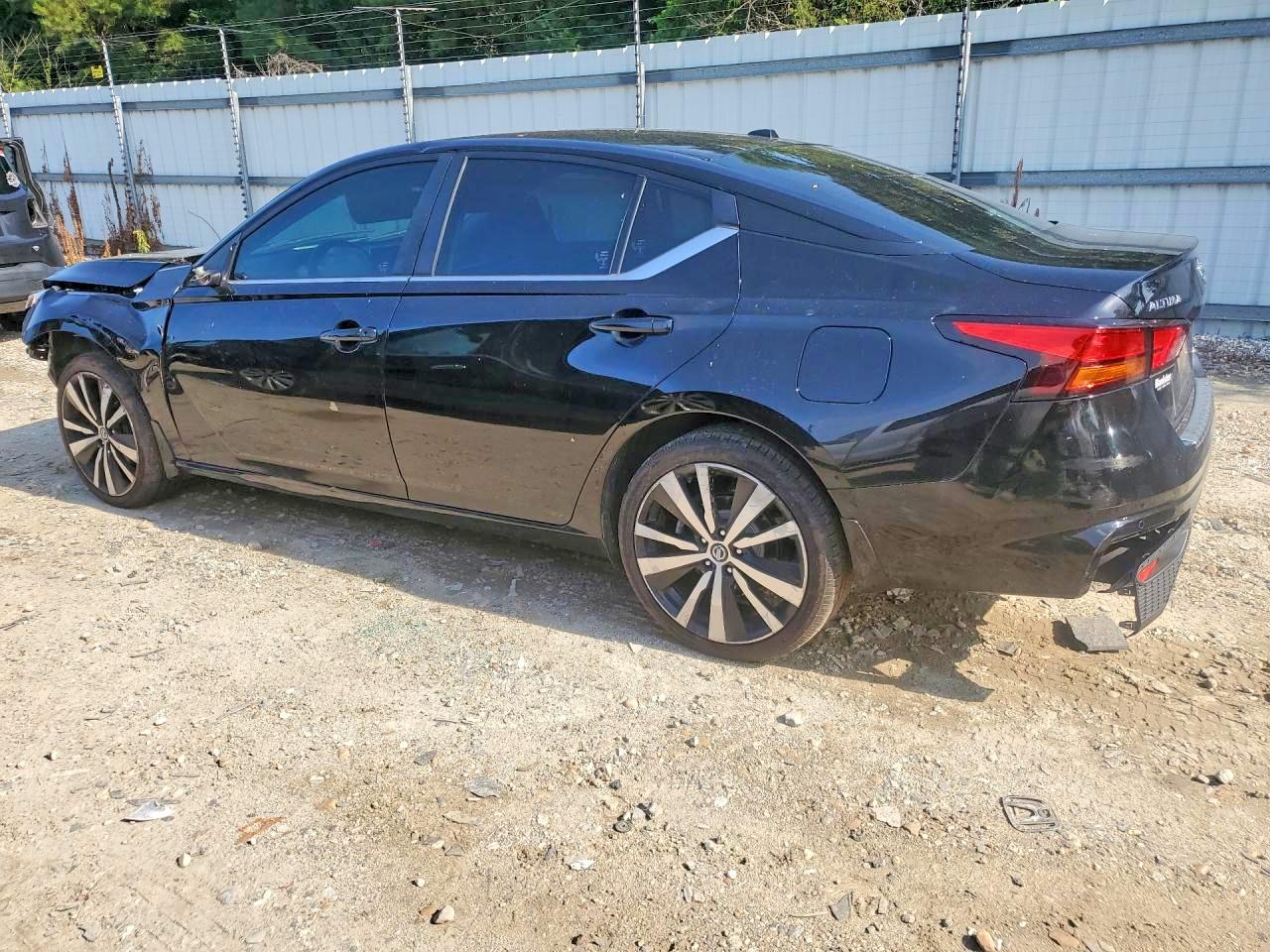 2021 NISSAN ALTIMA SR — снимка 2
