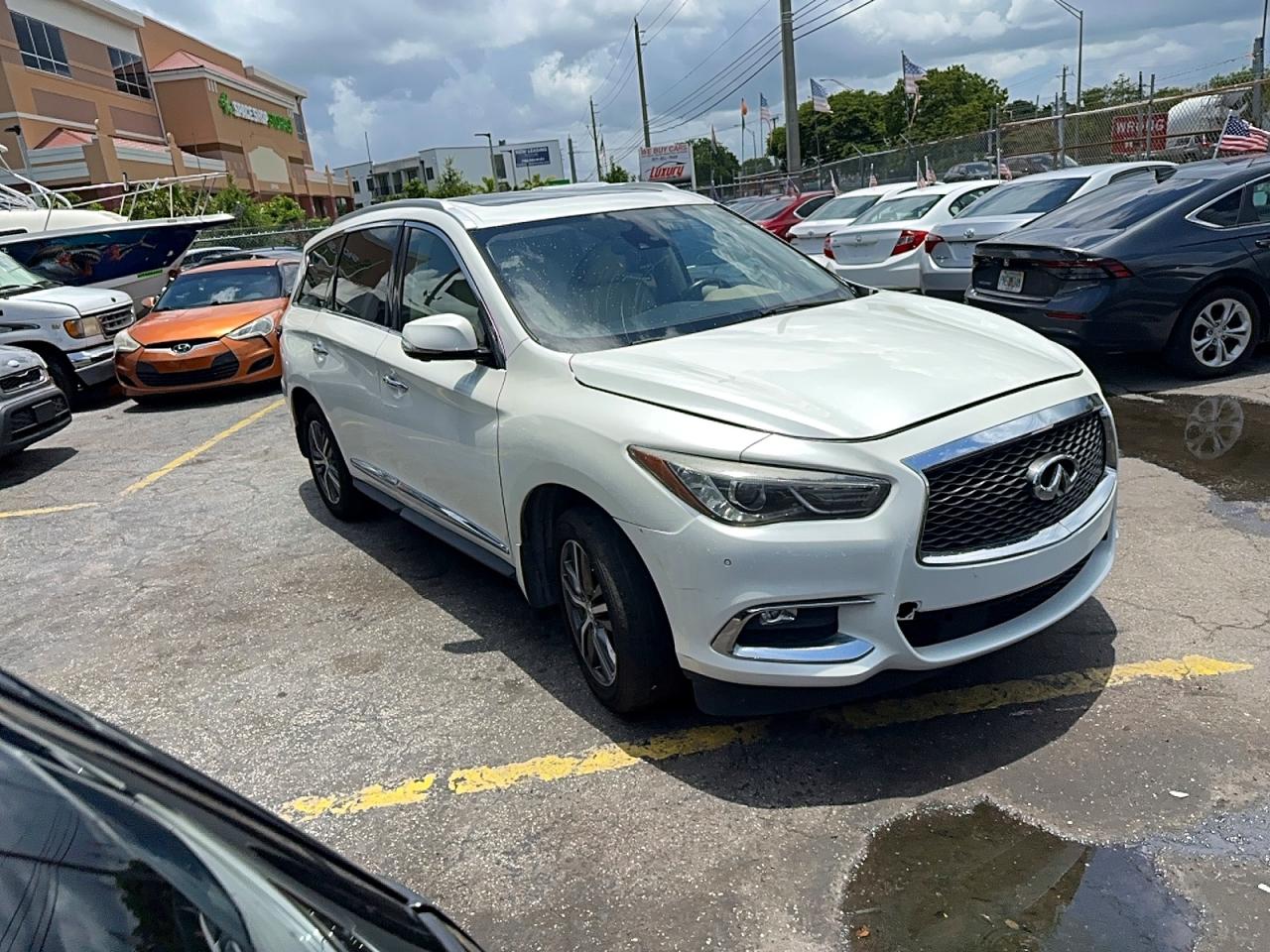2019 INFINITI QX60 LUXE