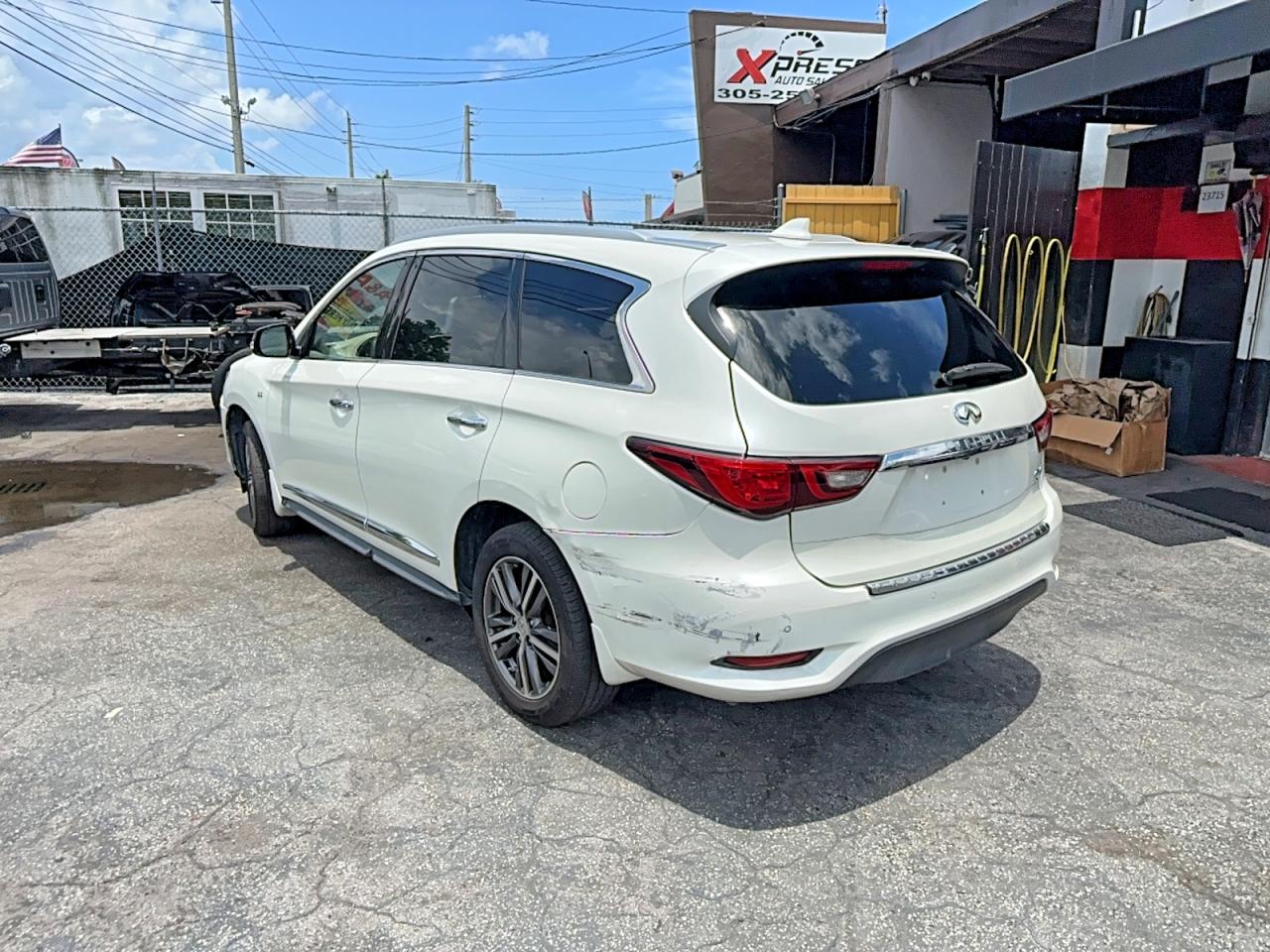 2019 INFINITI QX60 LUXE — снимка 3