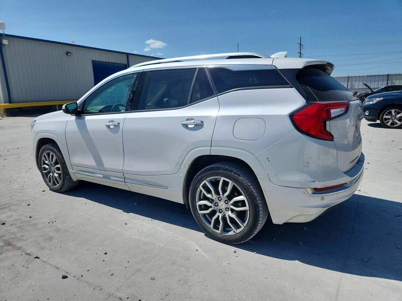 2022 GMC TERRAIN DENALI — снимка 2