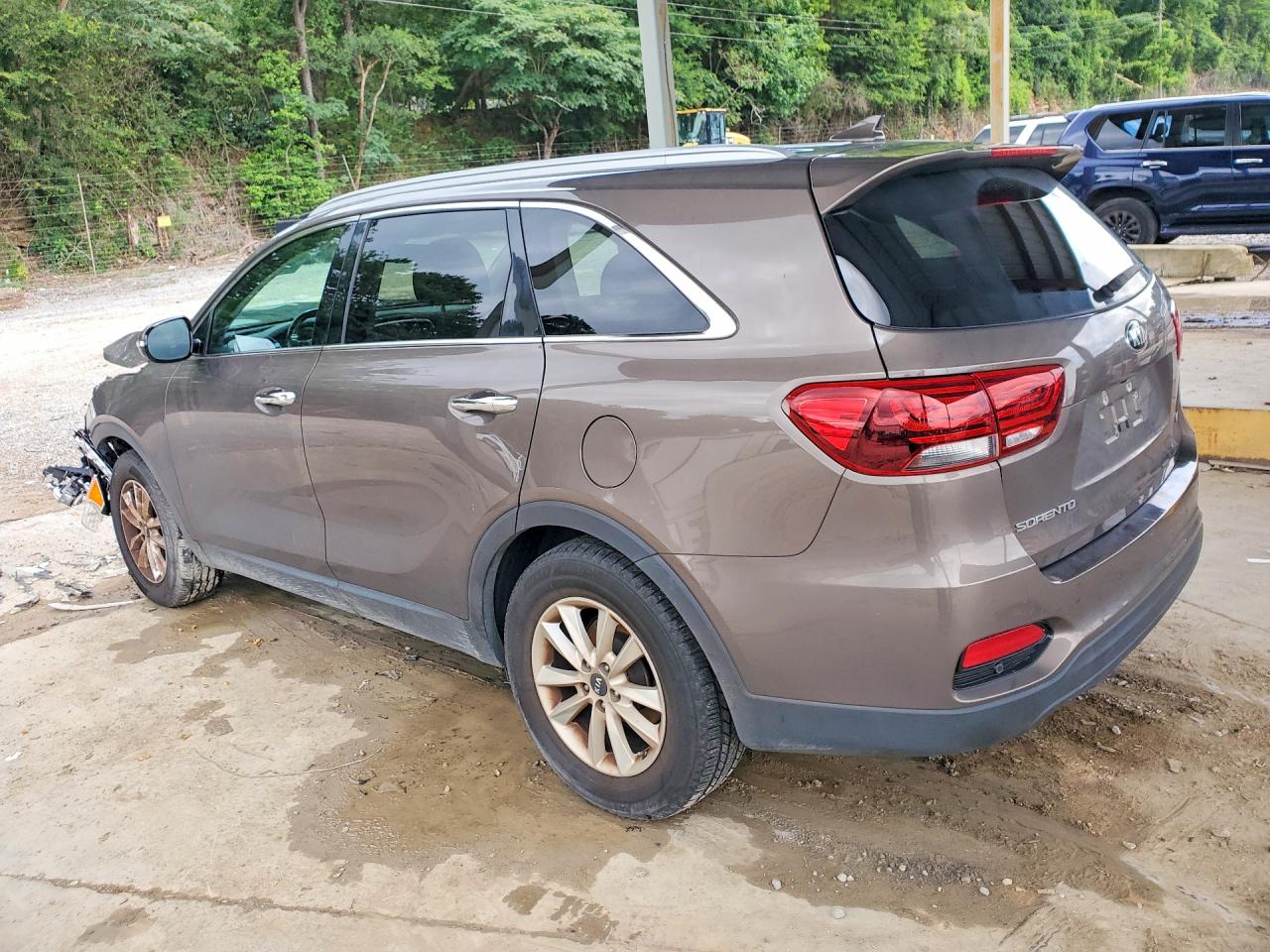 2019 KIA SORENTO LX — снимка 2