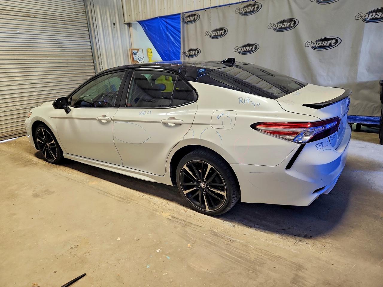 2020 TOYOTA CAMRY XSE — снимка 2