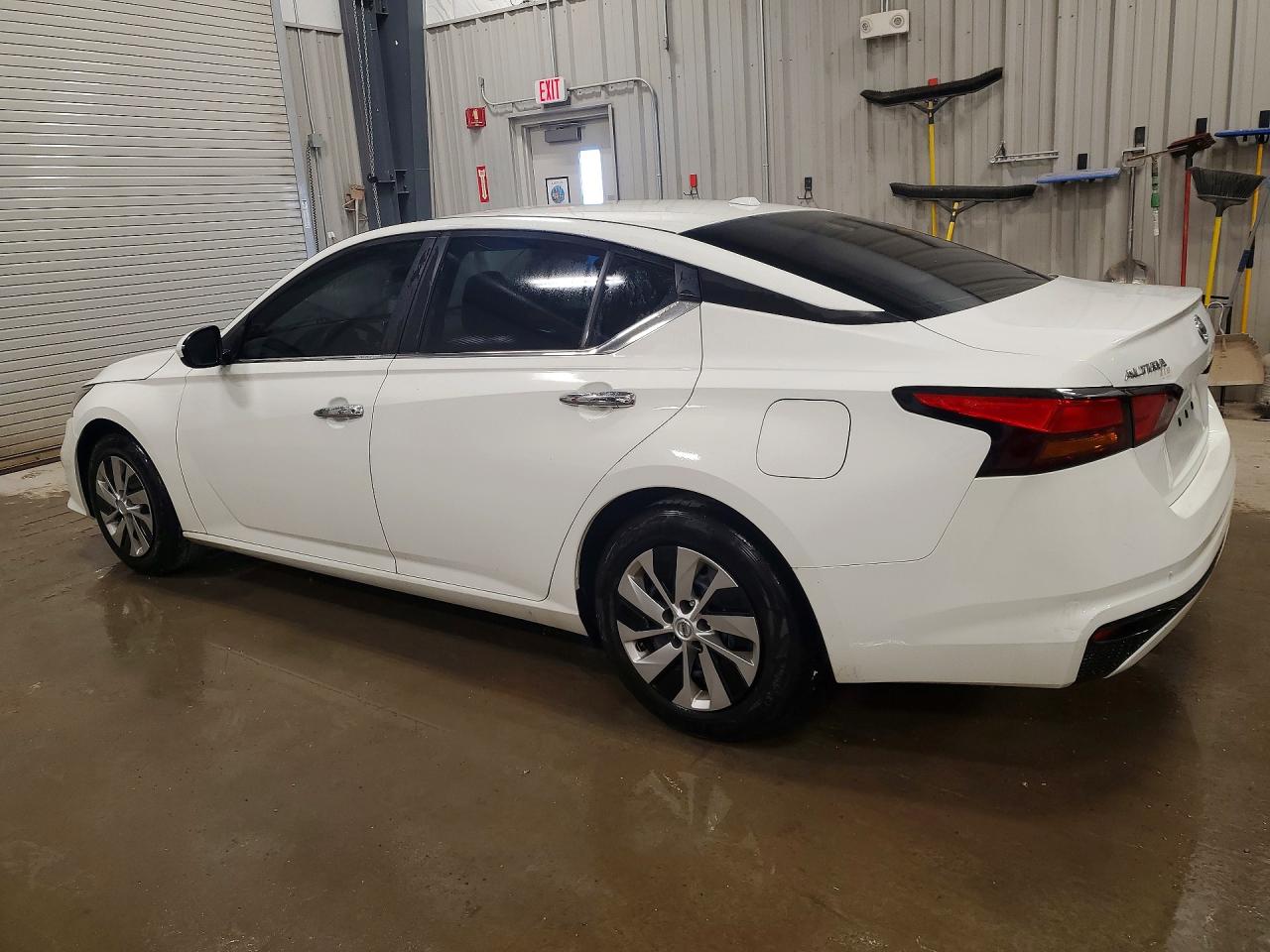 2019 NISSAN ALTIMA S — снимка 2