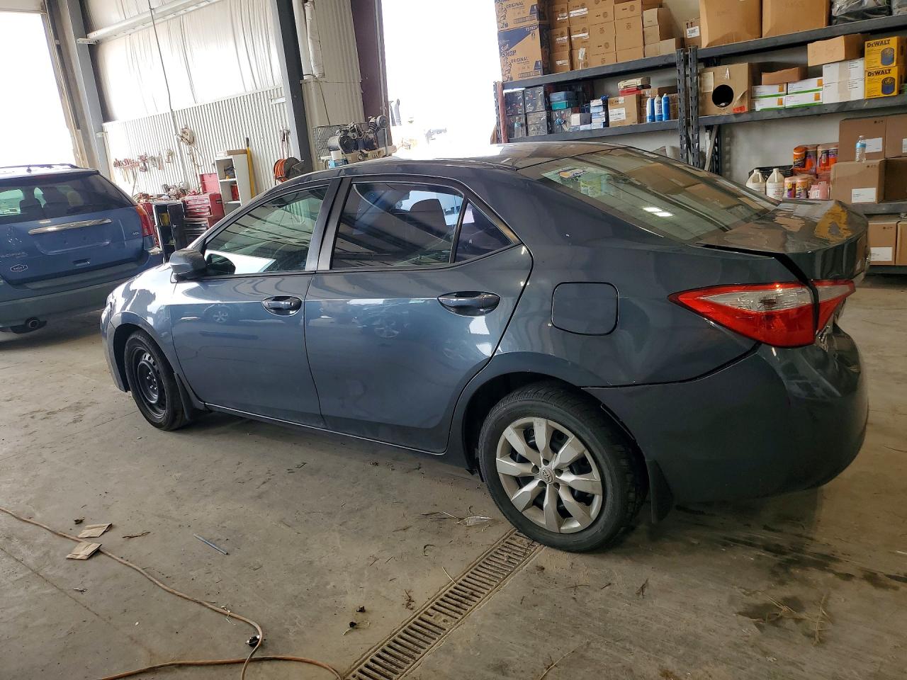 2015 TOYOTA COROLLA LE — снимка 2