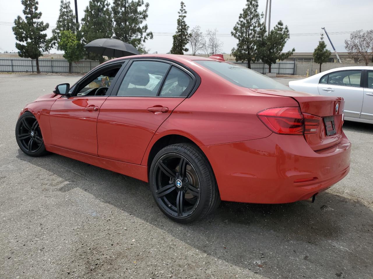 2016 BMW 320 I — снимка 2