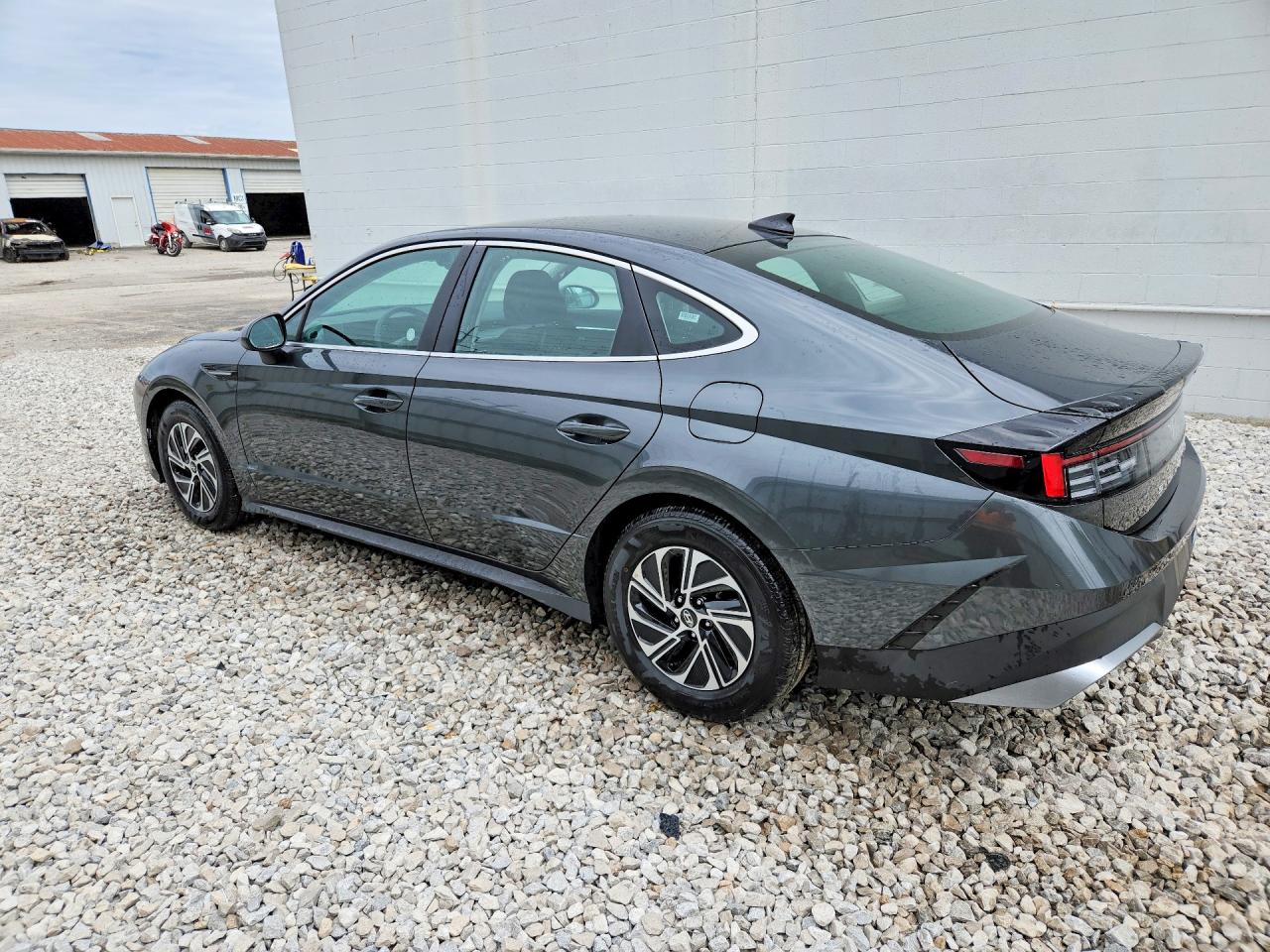 2026 HYUNDAI SONATA HYBRID BLUE — снимка 2