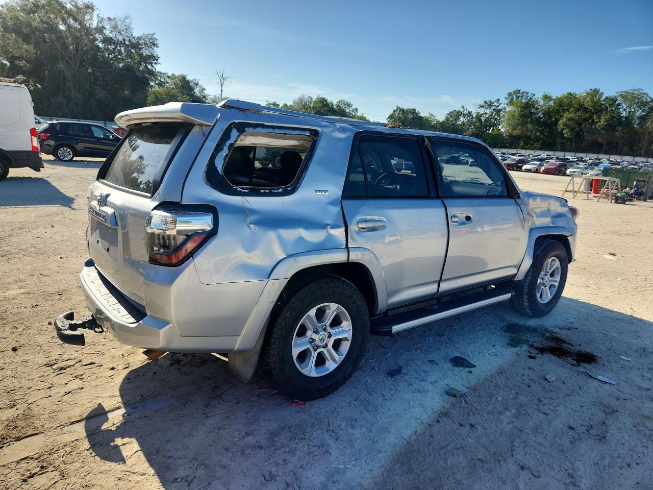 2016 TOYOTA 4RUNNER SR5 — снимка 3