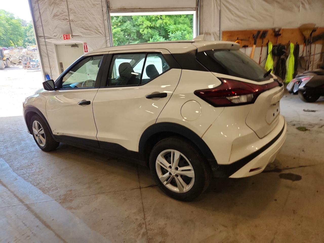 2024 NISSAN KICKS S — снимка 2