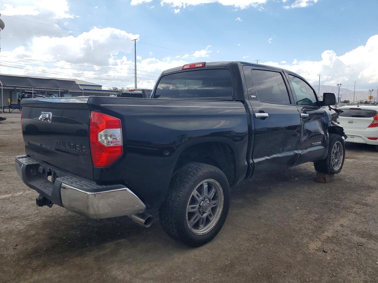 2016 TOYOTA TUNDRA CREWMAX SR5 — снимка 3