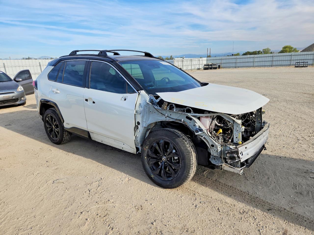 2022 TOYOTA RAV4 XSE — снимка 4