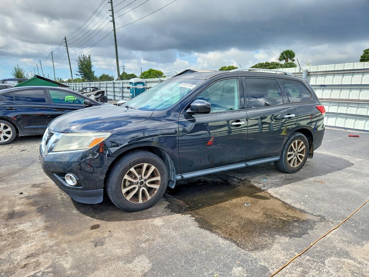 2015 NISSAN PATHFINDER SV