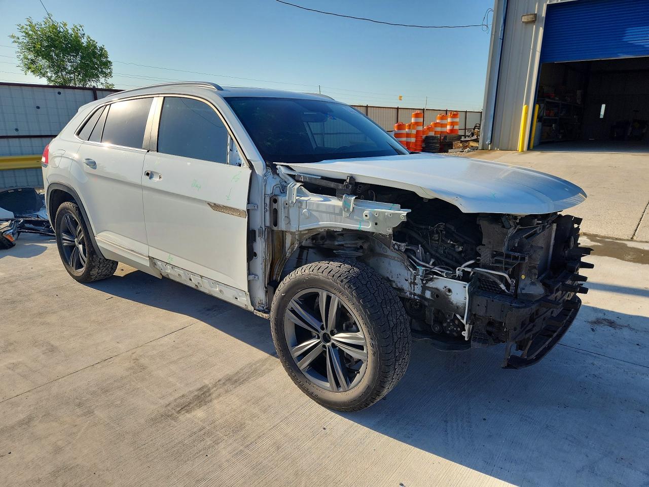 2020 VOLKSWAGEN ATLAS CROSS SPORT SE — снимка 4