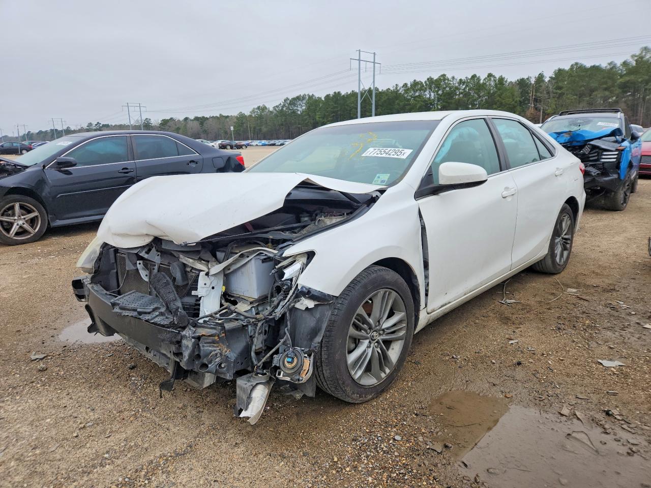 2017 TOYOTA CAMRY LE