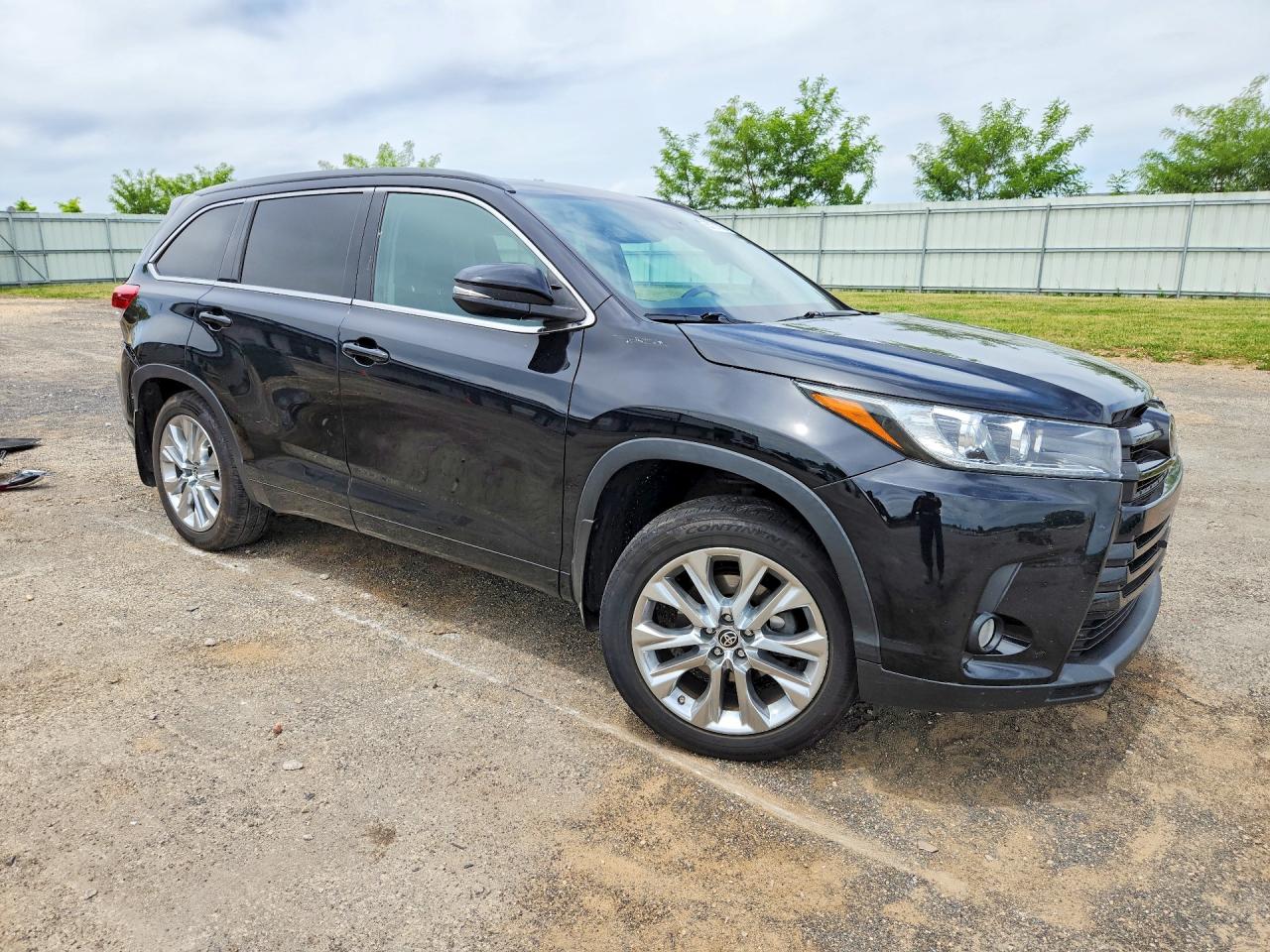 2017 TOYOTA HIGHLANDER SE — снимка 4