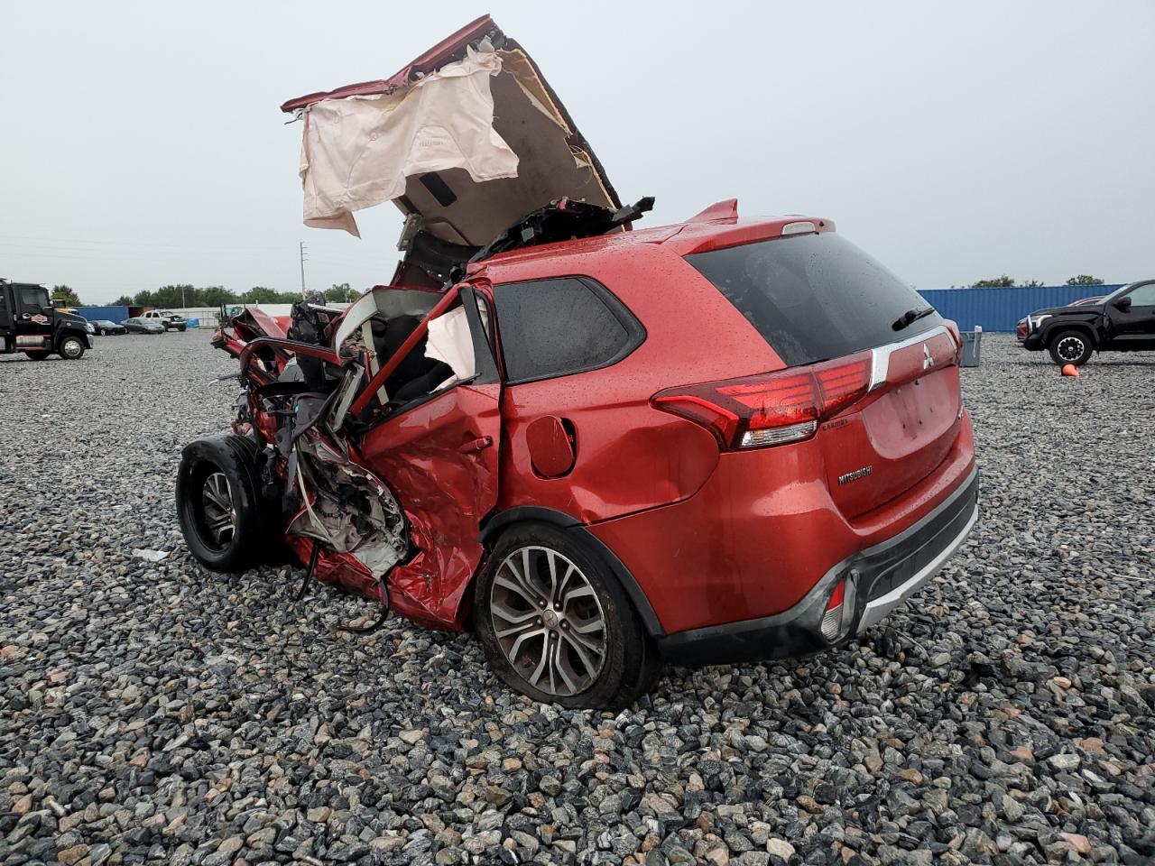 2018 MITSUBISHI OUTLANDER SE — снимка 2