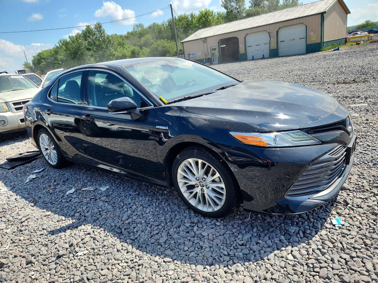 2020 TOYOTA CAMRY XLE — снимка 4