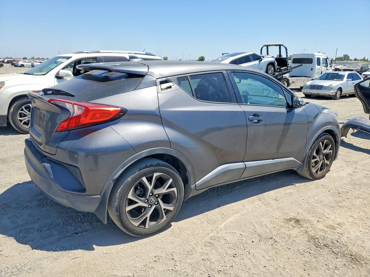 2018 TOYOTA C-HR XLE — снимка 3