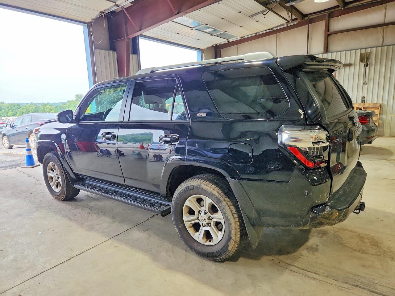 2015 TOYOTA 4RUNNER SR5 PREMIUM — снимка 2