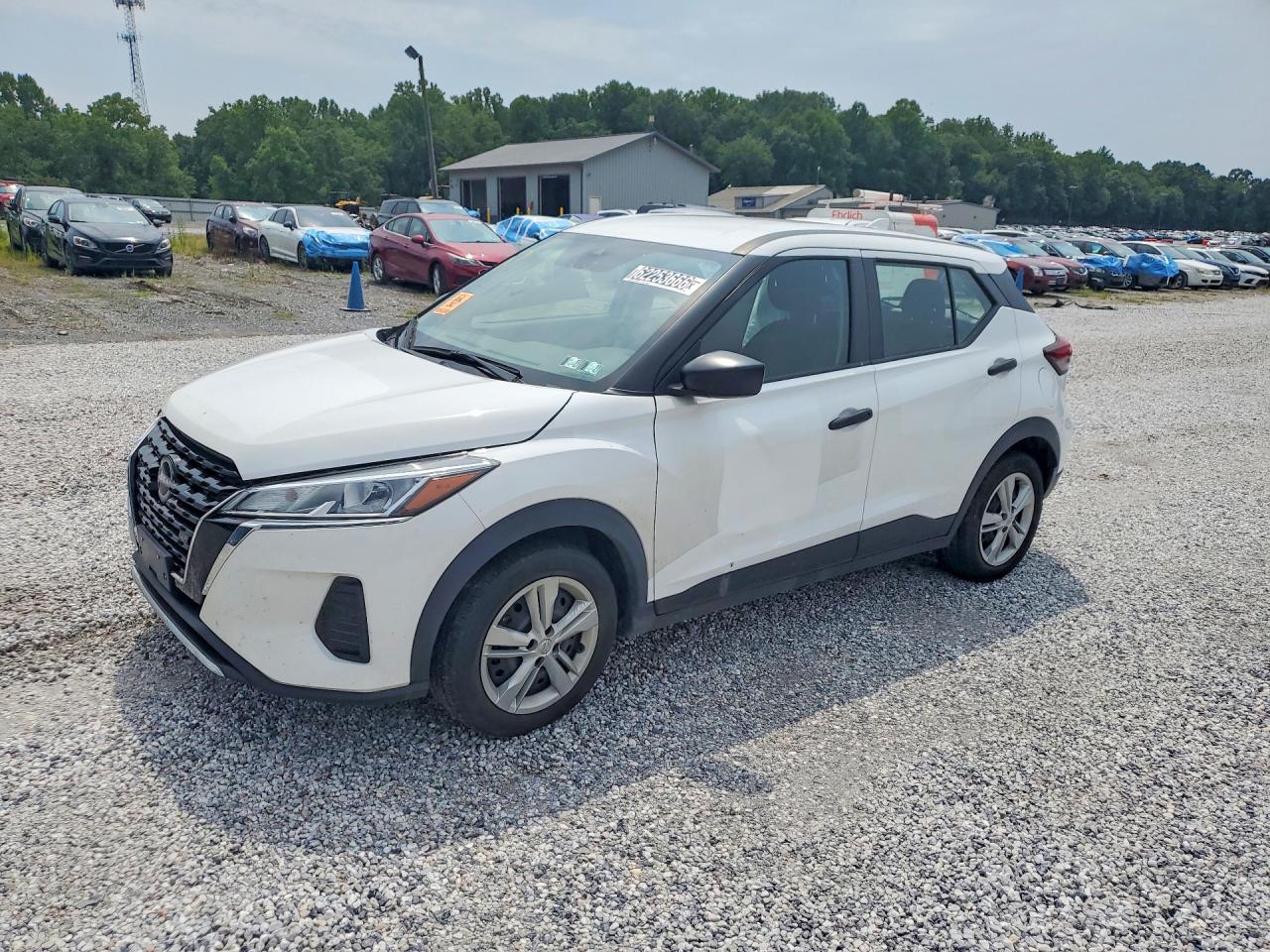 2024 NISSAN KICKS S