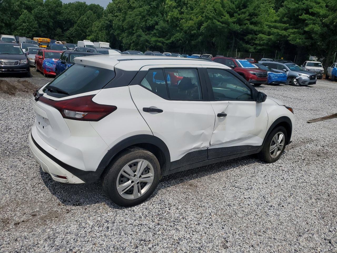 2024 NISSAN KICKS S — снимка 3