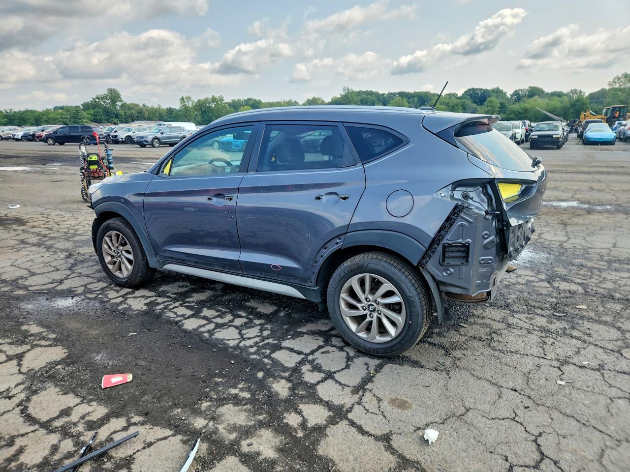 2017 HYUNDAI TUCSON SE — снимка 2