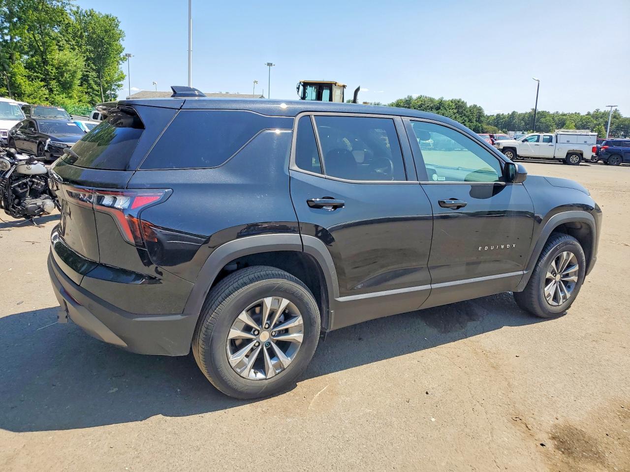 2025 CHEVROLET EQUINOX LT — снимка 3