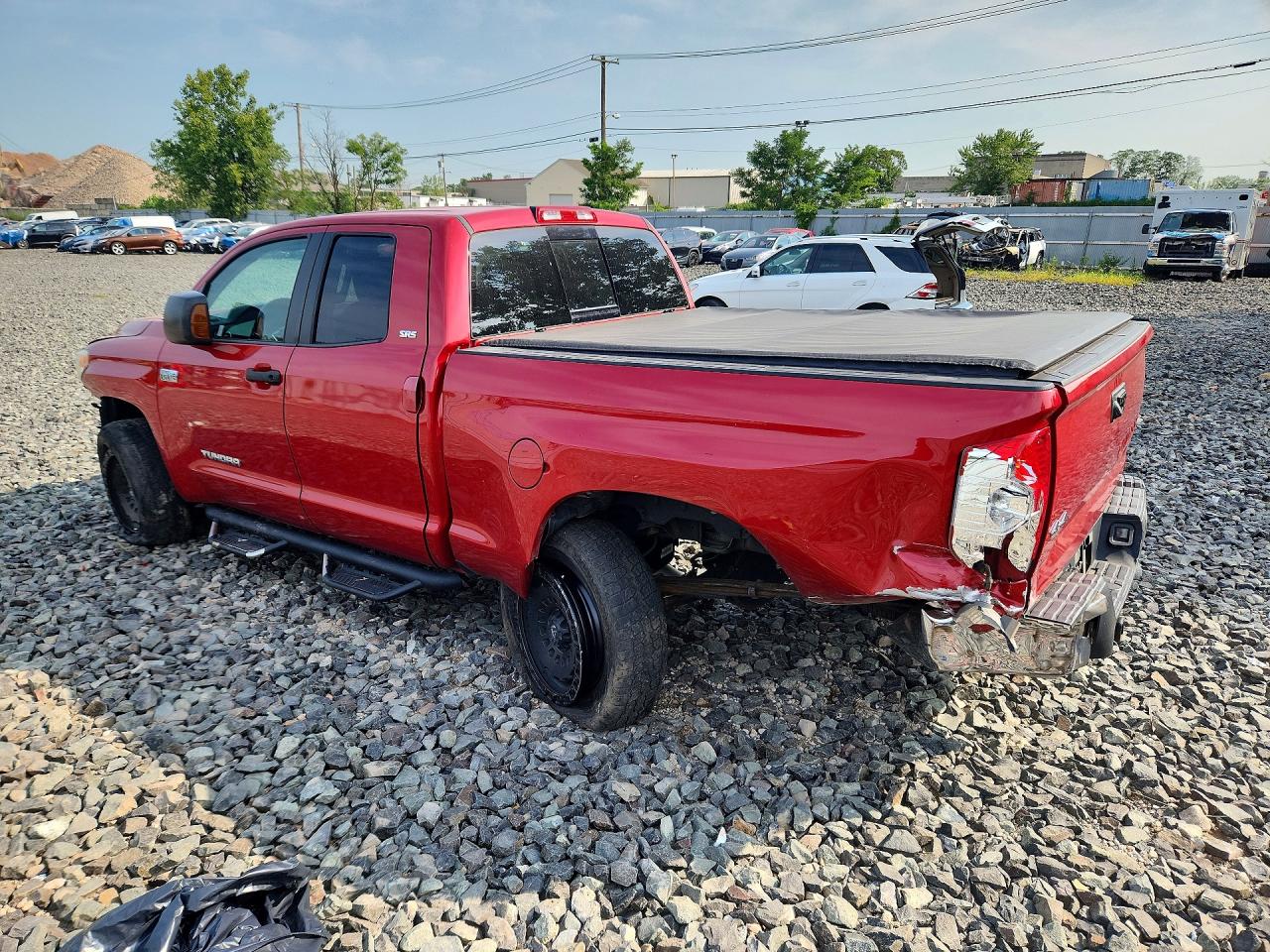 2016 TOYOTA TUNDRA SR5 — снимка 2