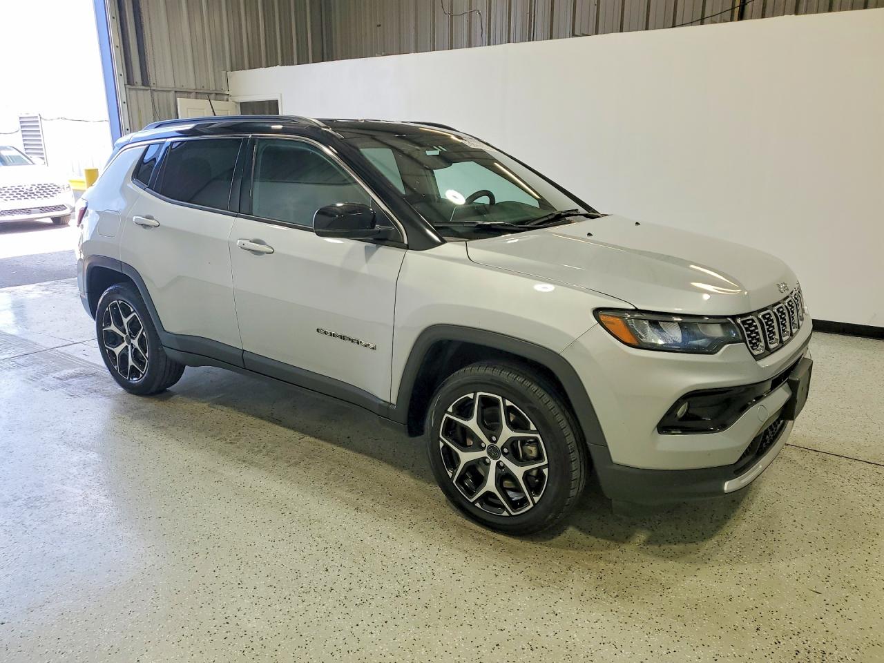 2025 JEEP COMPASS LIMITED — снимка 4