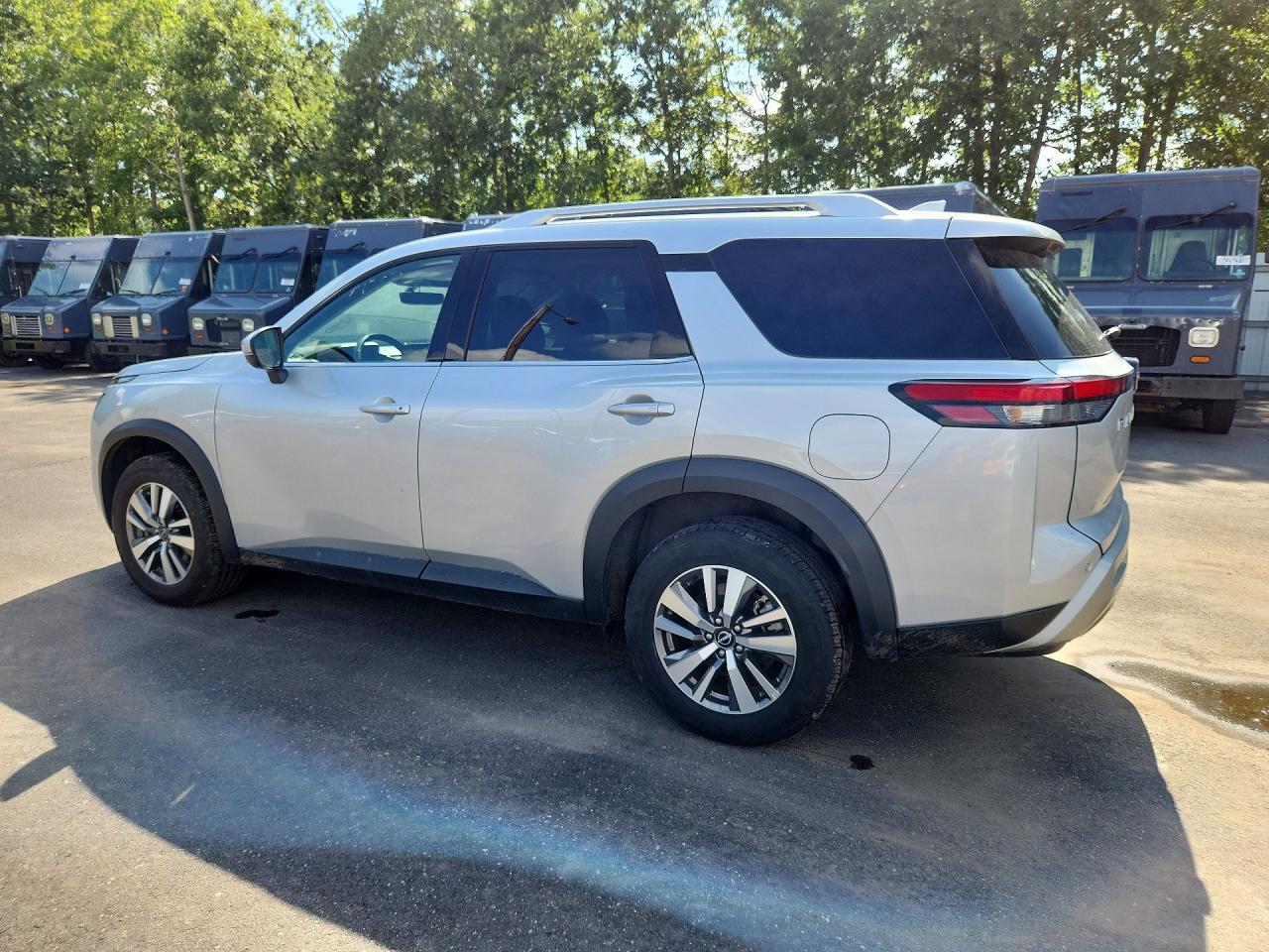 2025 NISSAN PATHFINDER SL — снимка 2