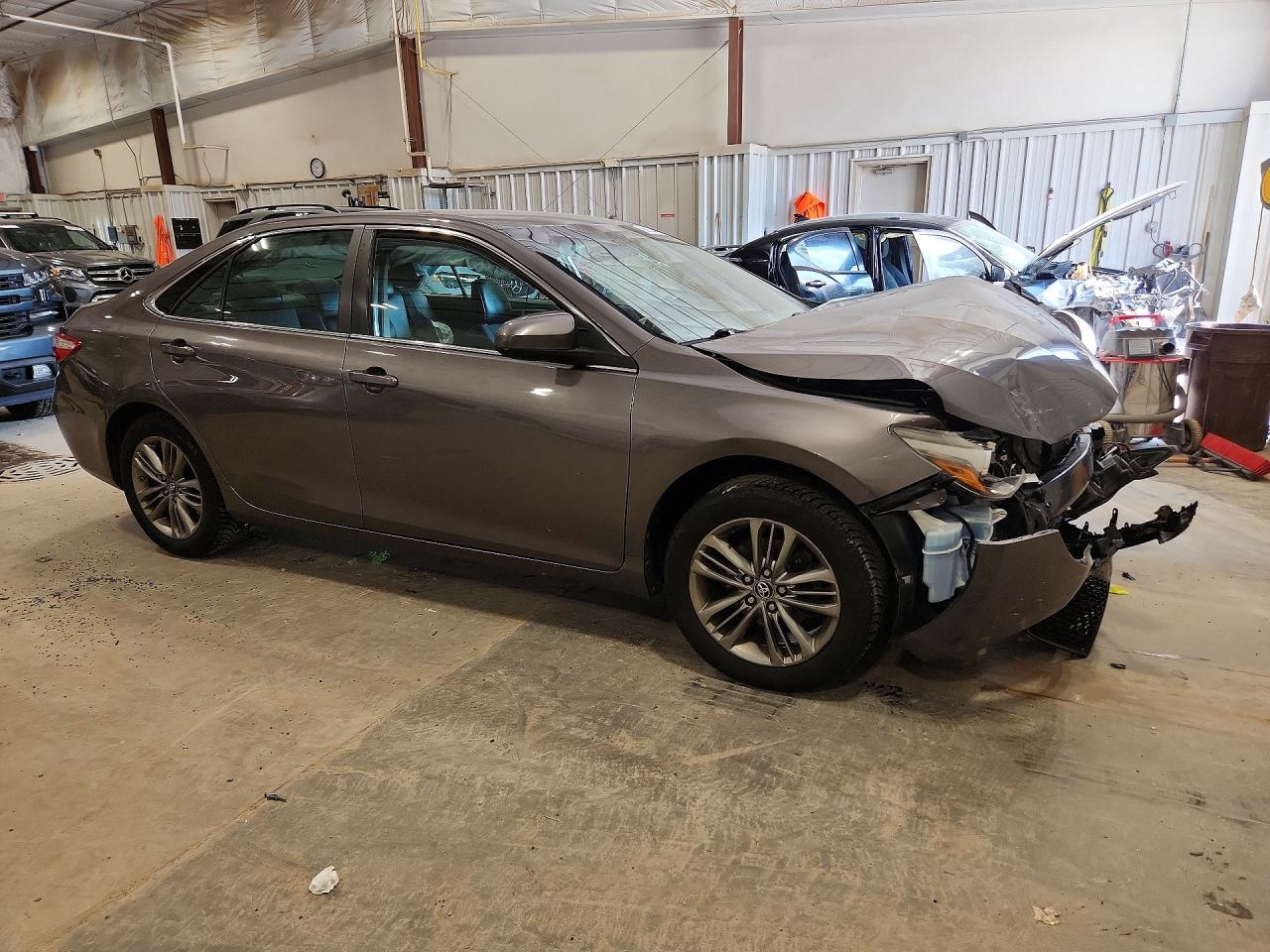 2017 TOYOTA CAMRY SE — снимка 4