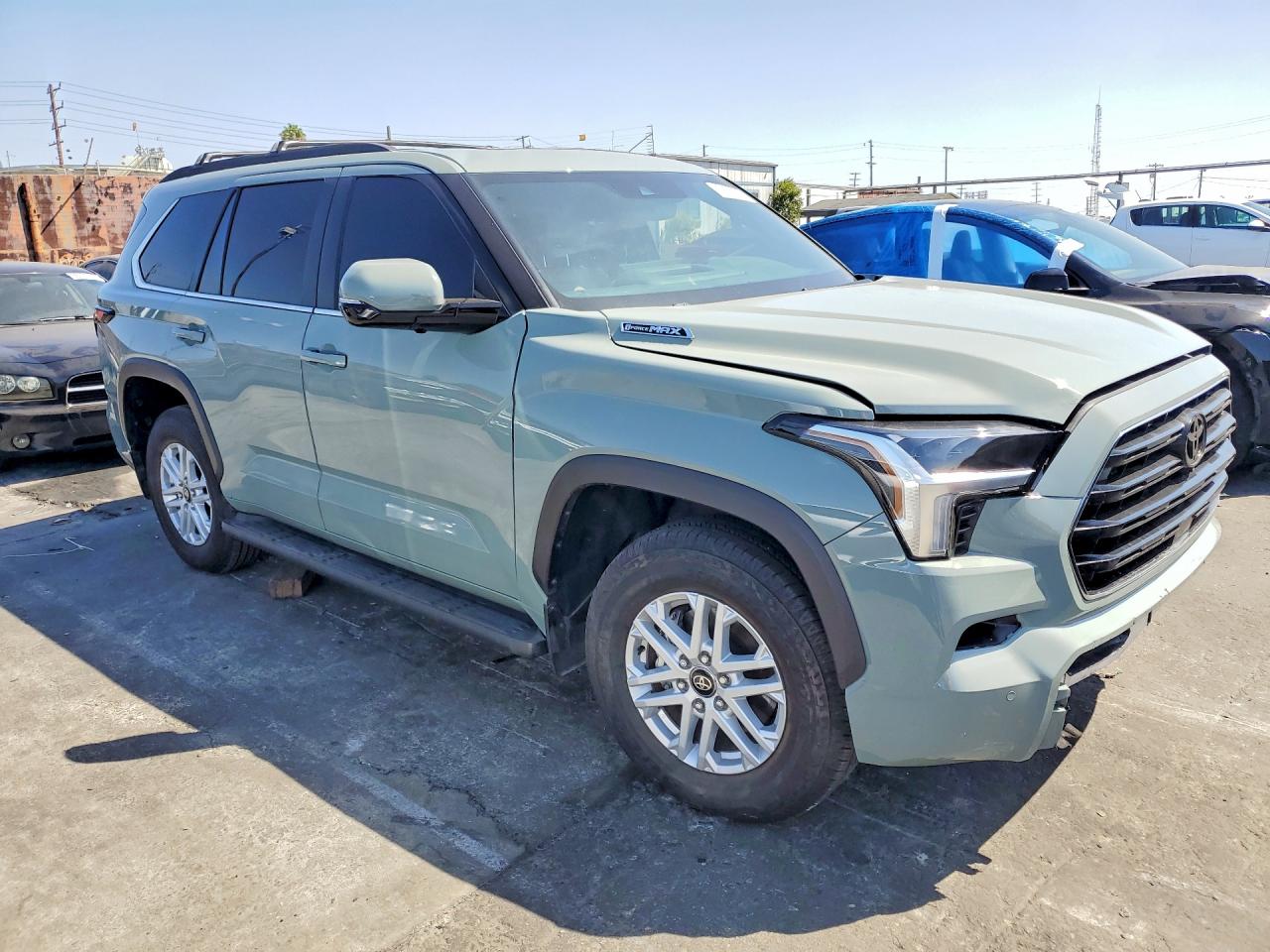 2025 TOYOTA SEQUOIA SR5 — снимка 4