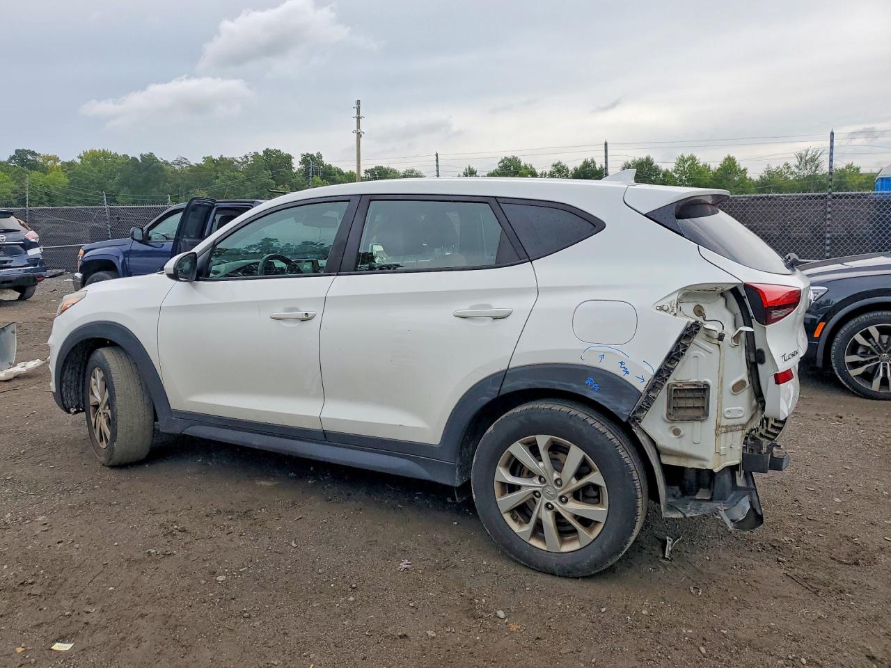 2019 HYUNDAI TUCSON SE — снимка 2