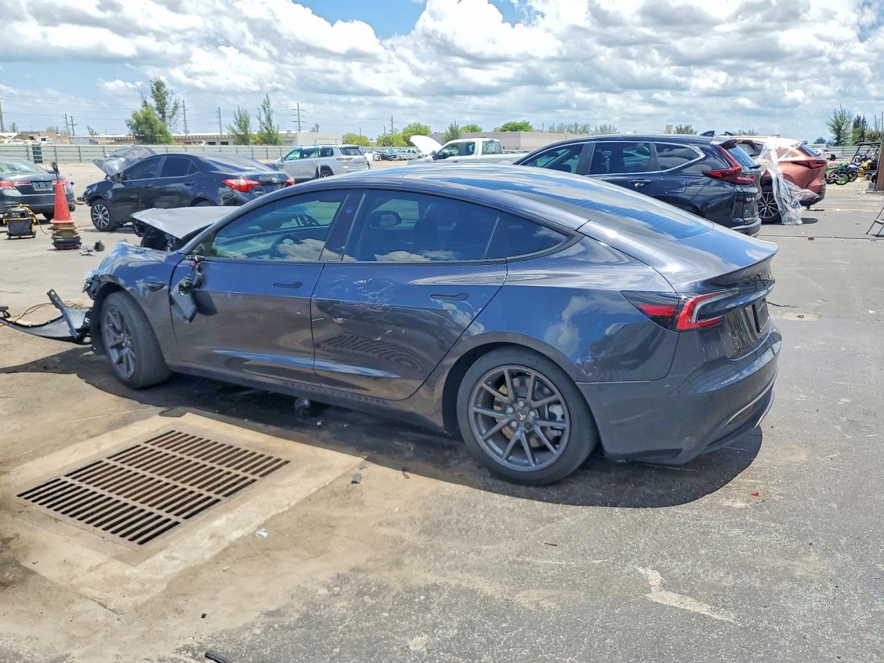 2026 TESLA MODEL 3 — снимка 2