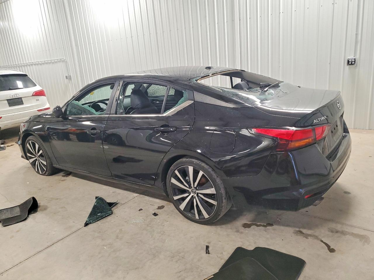 2019 NISSAN ALTIMA SR — снимка 2