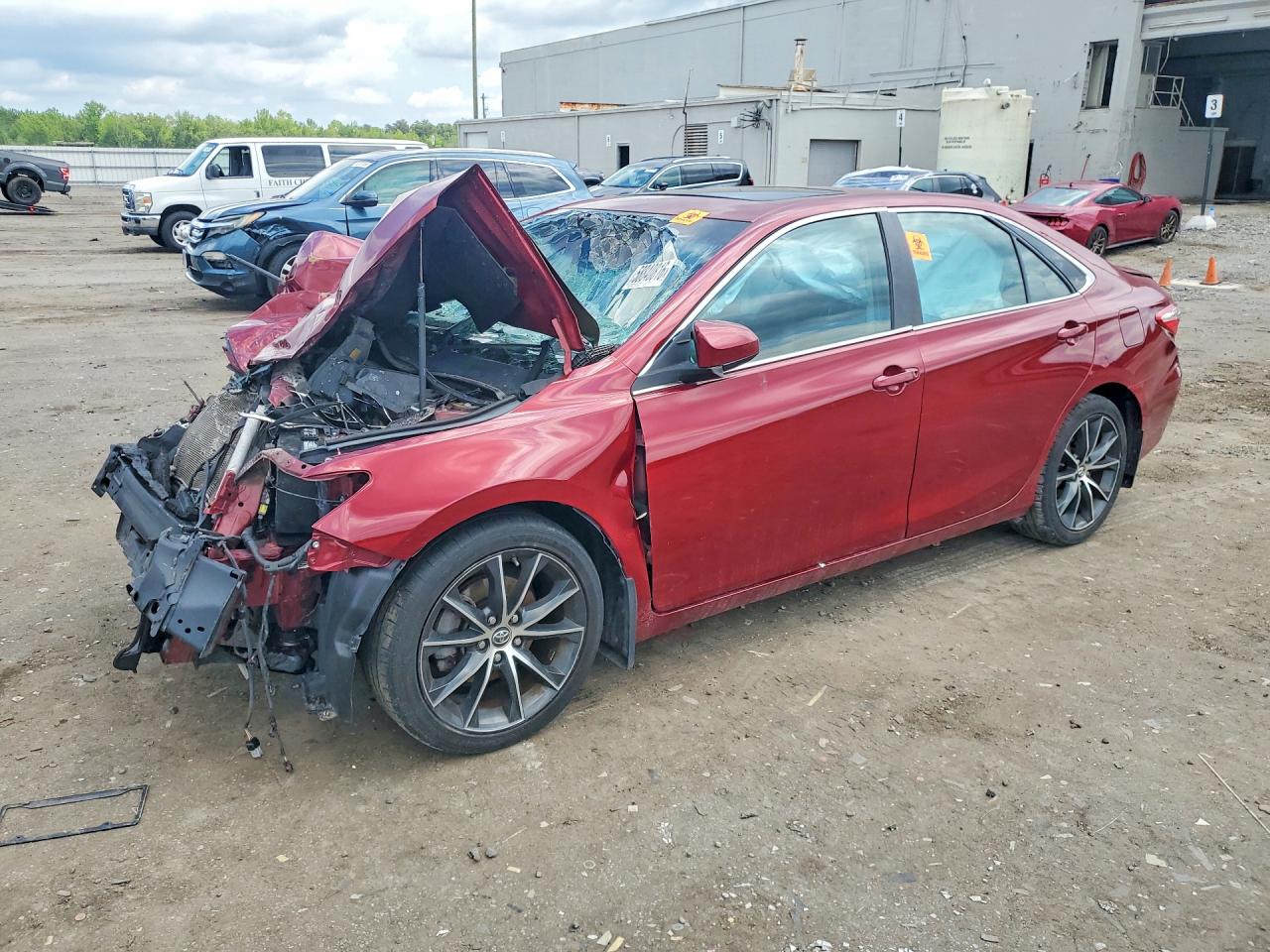 2016 TOYOTA CAMRY XSE V6