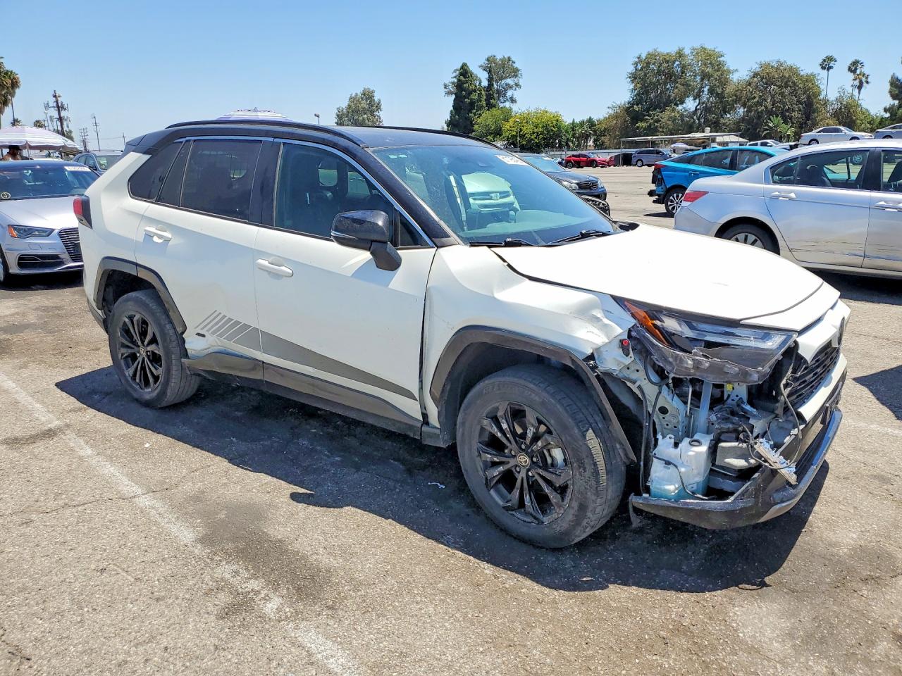 2022 TOYOTA RAV4 XSE — снимка 4