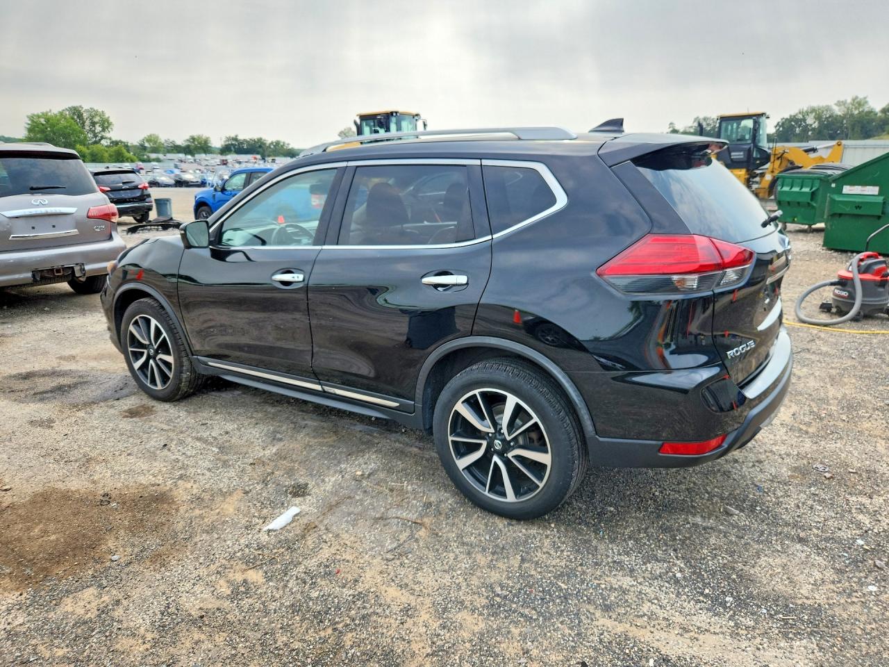 2017 NISSAN ROGUE SL — снимка 2