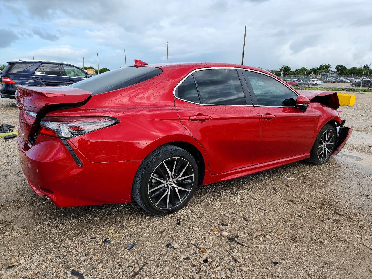 2024 TOYOTA CAMRY SE — снимка 3