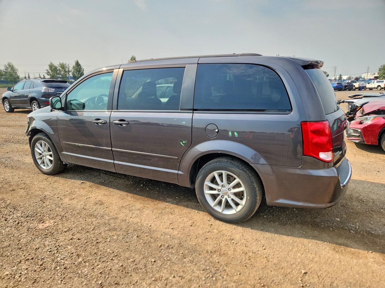 2015 DODGE GRAND CARAVAN SE — снимка 2