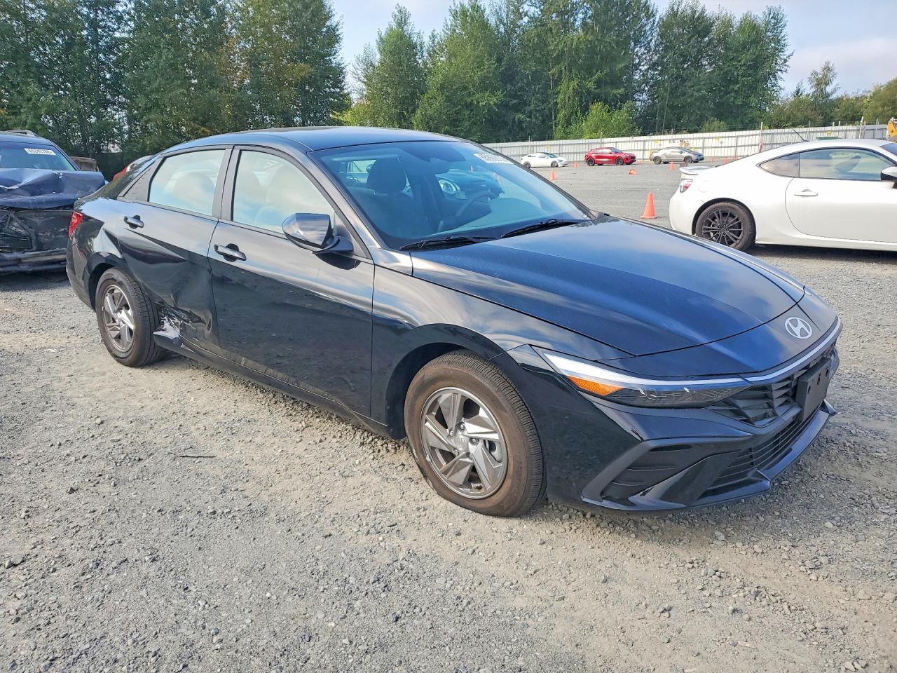 2025 HYUNDAI ELANTRA SE — снимка 4