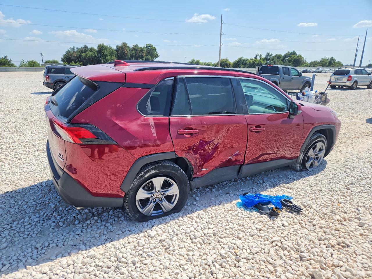 2022 TOYOTA RAV4 XLE — снимка 3