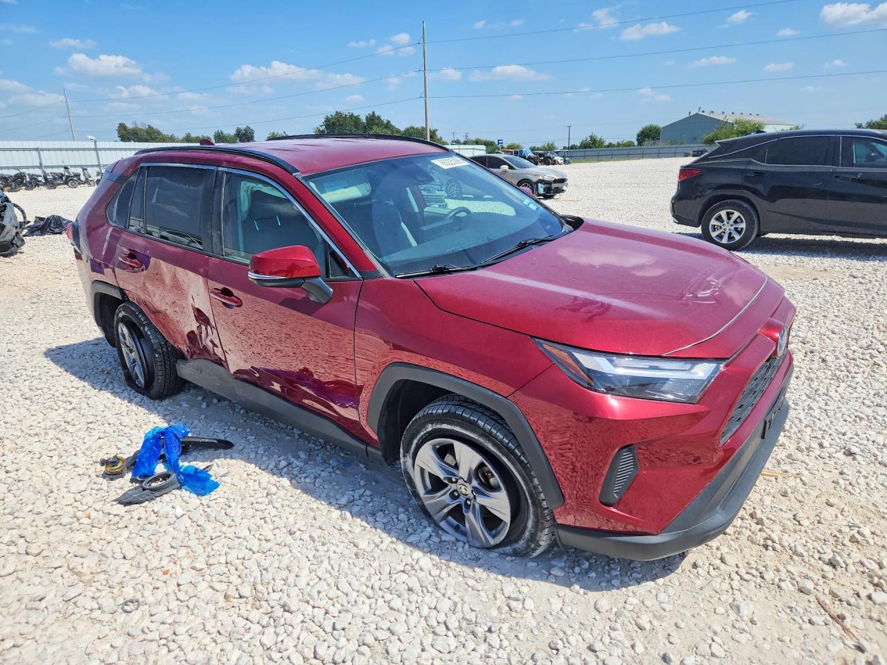 2022 TOYOTA RAV4 XLE — снимка 4