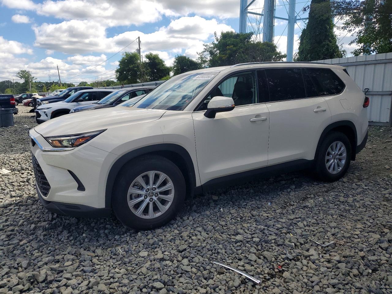 2024 TOYOTA GRAND HIGHLANDER XLE