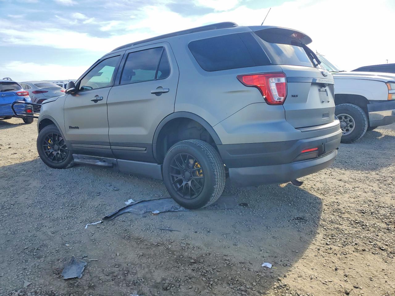 2019 FORD EXPLORER XLT — снимка 2