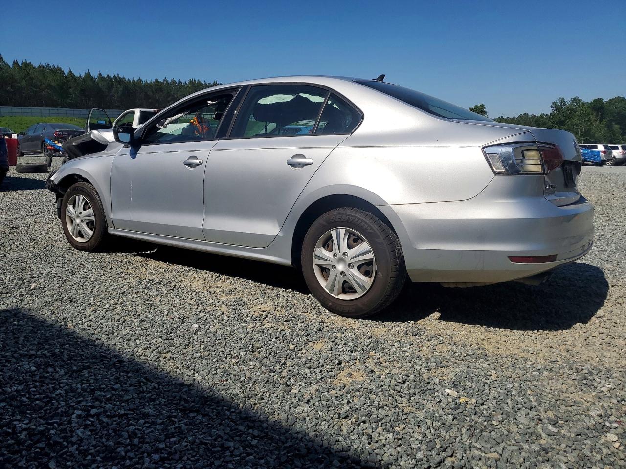 2015 VOLKSWAGEN JETTA BASE — снимка 2